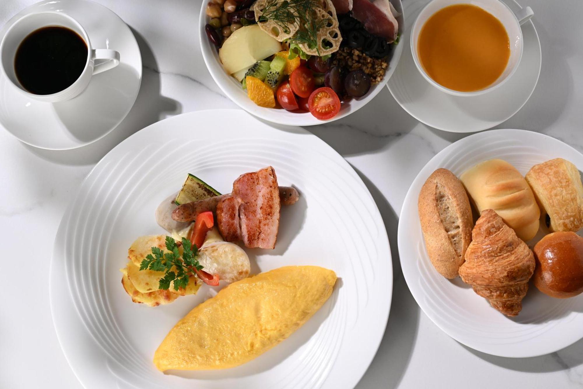The Royal Park Hotel Iconic Kyoto Quioto Exterior foto A typical inflight meal